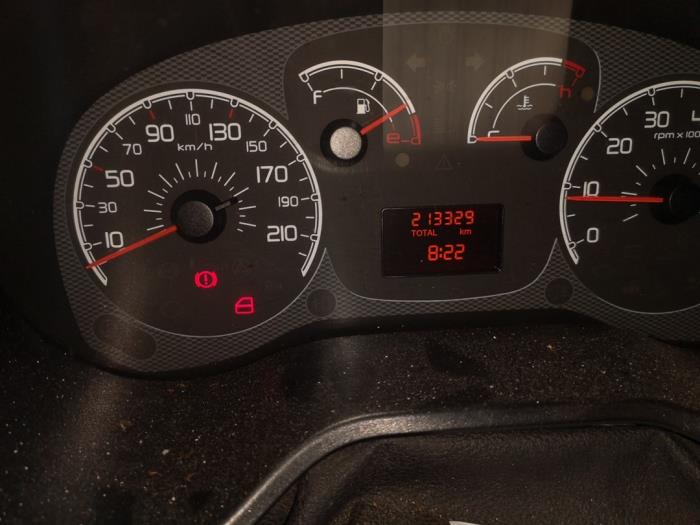 Fiat Doblo Cargo 1.3 MJ 16V DPF Euro 5 Sloopvoertuig (2014, Wit)