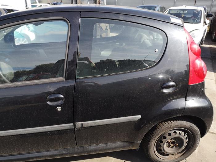 Peugeot 107 1.0 12V Sloopvoertuig (2009, Zwart)