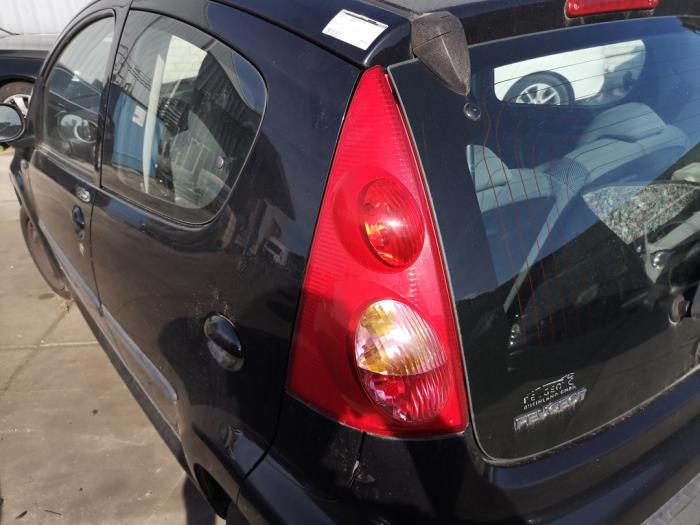 Peugeot 107 1.0 12V Sloopvoertuig (2009, Zwart)