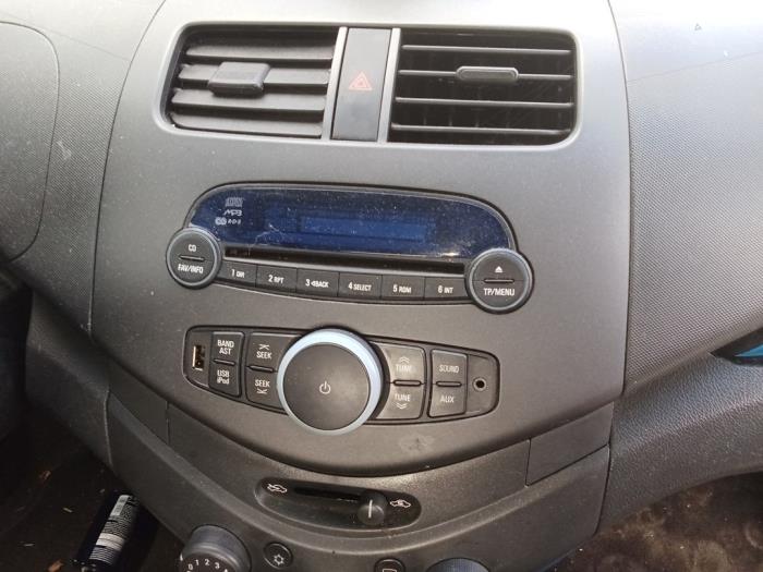 Chevrolet Spark 1.0 16V Sloopvoertuig (2011, Groen)
