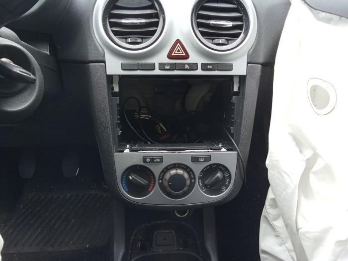Opel Corsa D 1.3 CDTi 16V ecoFLEX Sloopvoertuig (2011, Wit)