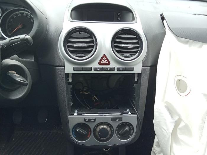 Opel Corsa D 1.3 CDTi 16V ecoFLEX Sloopvoertuig (2011, Wit)