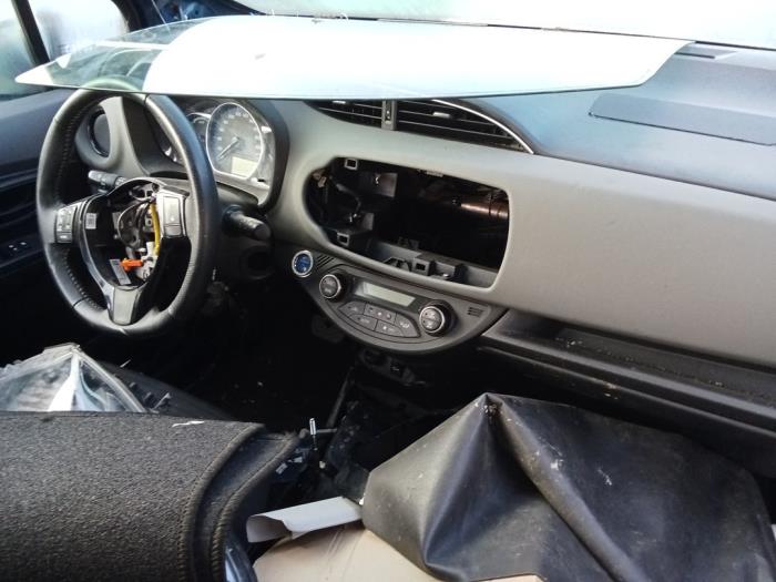 Toyota Yaris III 1.5 16V Hybrid Sloopvoertuig (2014, Blauw)