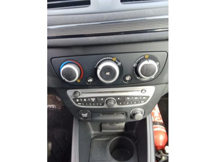 Renault Megane III Grandtour 1.5 dCi 90 Sloopvoertuig (2011, Grijs)