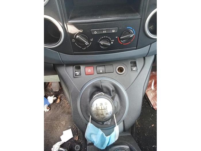 Peugeot Partner Tepee 1.6 HDI 92 Sloopvoertuig (2014, Blauw)