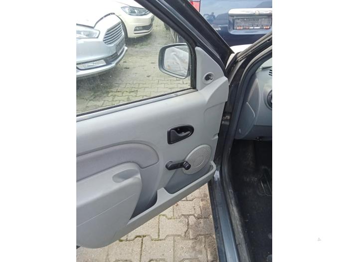 Dacia Logan MCV 1.6 MPI 85 Bifuel Sloopvoertuig (2010, Grijs)