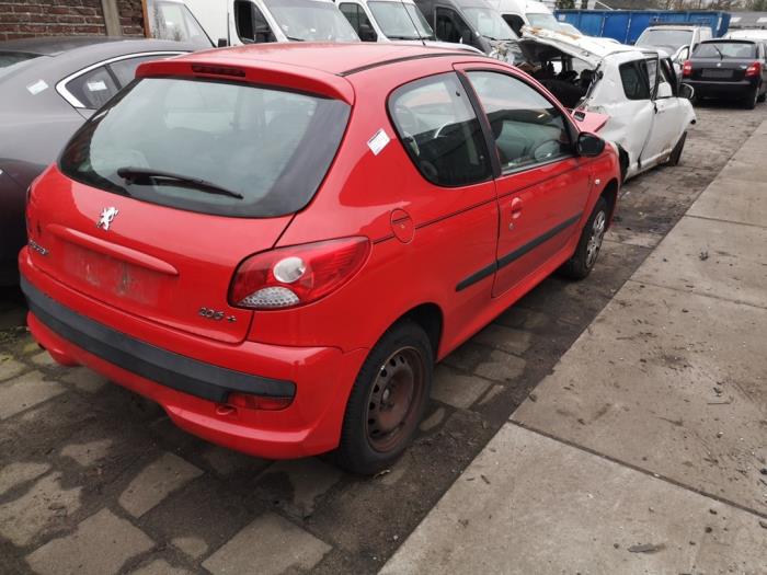 Peugeot 206+ 1.1 XR,XS Sloopvoertuig (2009, Rood)