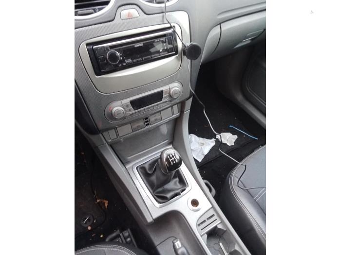 Ford Focus 2 Wagon 1.8 16V Sloopvoertuig (2009, Zwart)