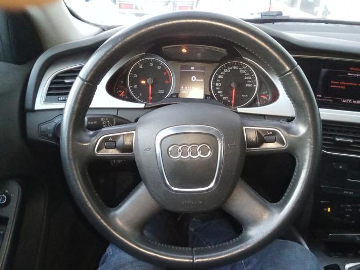 Audi A4 Sloopvoertuig (2010, Grijs)