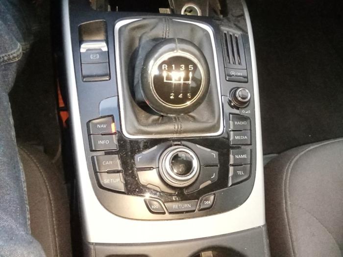 Audi A4 Sloopvoertuig (2010, Grijs)