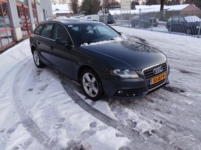 Audi A4 Sloopvoertuig (2010, Grijs)