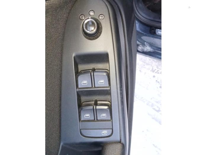 Audi A4 Sloopvoertuig (2010, Grijs)