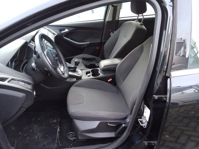 Ford Focus 3 1.0 Ti-VCT EcoBoost 12V 100 Sloopvoertuig (2014, Zwart)