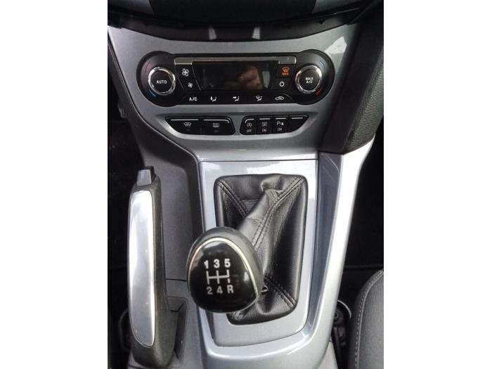 Ford Focus 3 1.0 Ti-VCT EcoBoost 12V 100 Sloopvoertuig (2014, Zwart)