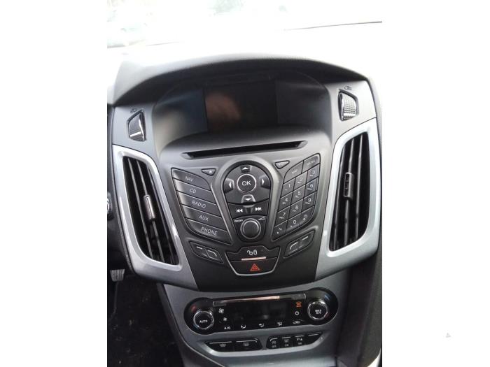 Ford Focus 3 1.0 Ti-VCT EcoBoost 12V 100 Sloopvoertuig (2014, Zwart)