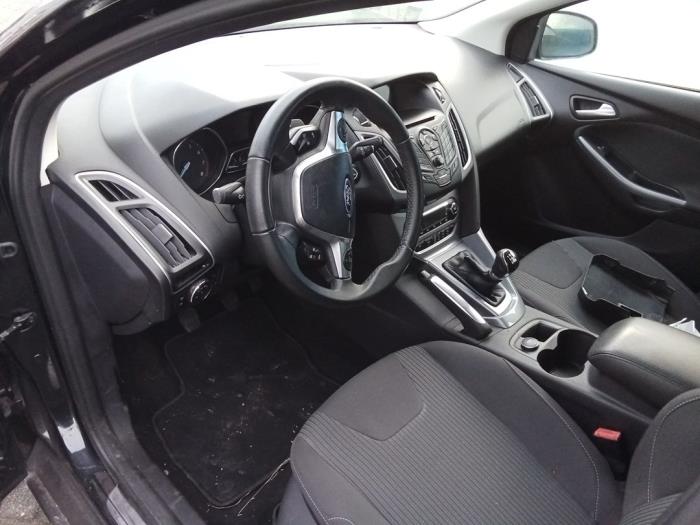 Ford Focus 3 1.0 Ti-VCT EcoBoost 12V 100 Sloopvoertuig (2014, Zwart)
