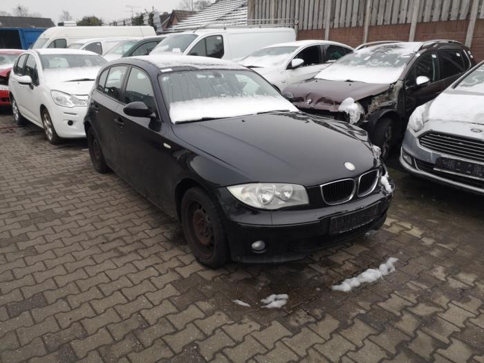 BMW 1 serie 116i 1.6 16V Sloopvoertuig (2006, Zwart)