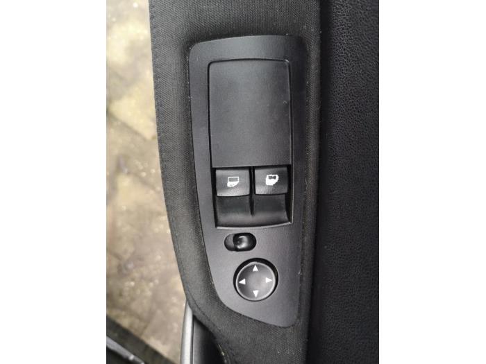 BMW 1 serie 116i 1.6 16V Sloopvoertuig (2006, Zwart)