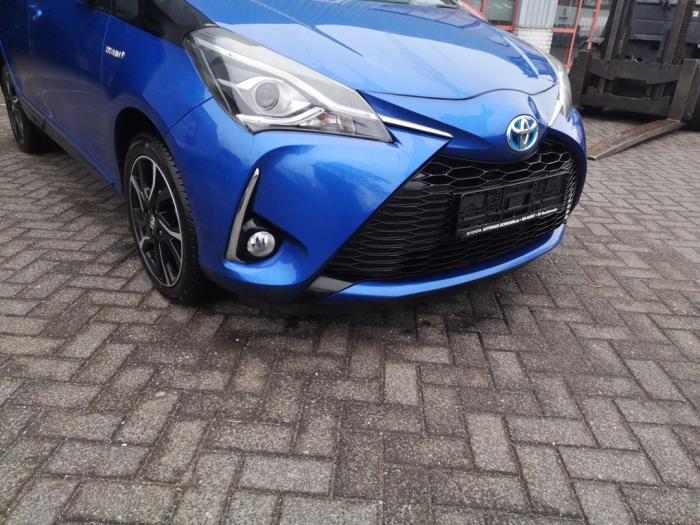 Toyota Yaris III 1.5 16V Hybrid Sloopvoertuig (2018, Blauw)