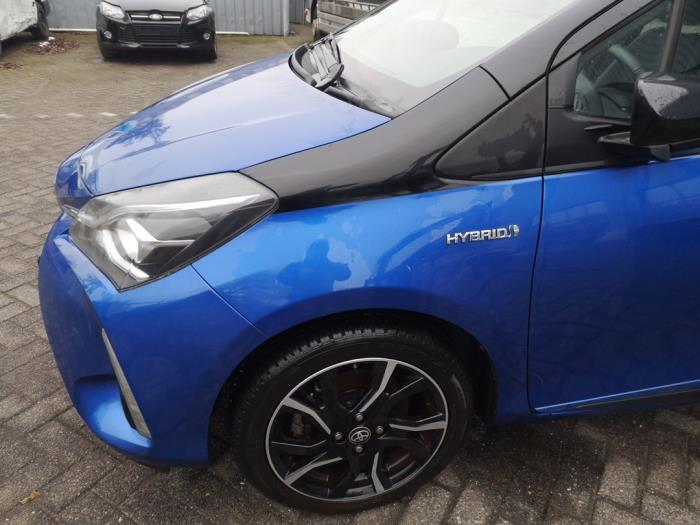 Toyota Yaris III 1.5 16V Hybrid Sloopvoertuig (2018, Blauw)