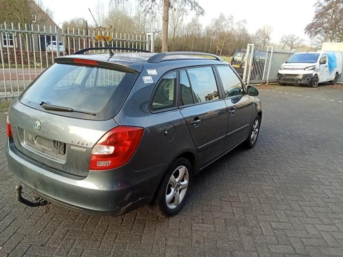 Skoda Fabia II Combi 1.2 TDI 12V Greenline Sloopvoertuig (2011, Grijs)