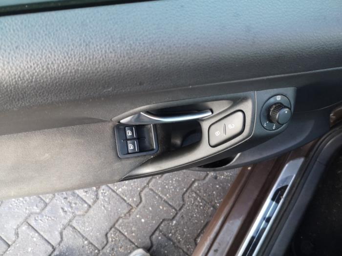 Volkswagen Polo V 1.2 12V Sloopvoertuig (2012, Bruin)