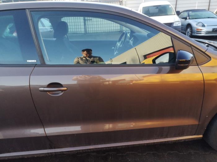 Volkswagen Polo V 1.2 12V Sloopvoertuig (2012, Bruin)