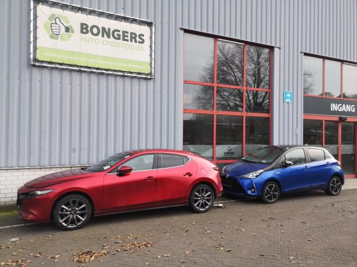 Mazda 3 Sport 2.0 SkyActiv-G 122 Mild Hybrid 16V Sloopvoertuig (2021, Rood)