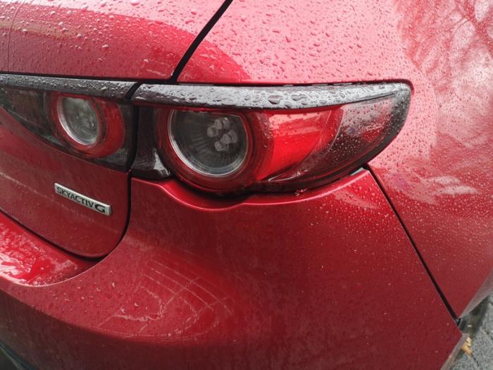 Mazda 3 Sport 2.0 SkyActiv-G 122 Mild Hybrid 16V Sloopvoertuig (2021, Rood)