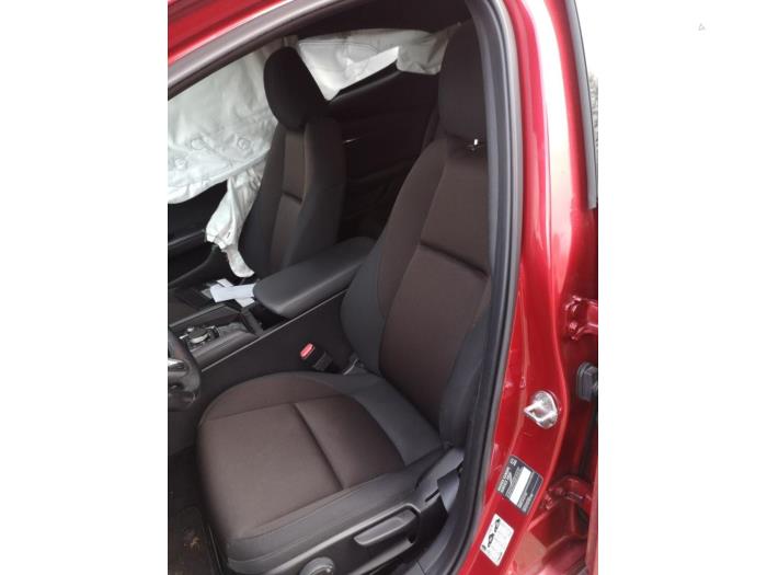 Mazda 3 Sport 2.0 SkyActiv-G 122 Mild Hybrid 16V Sloopvoertuig (2021, Rood)