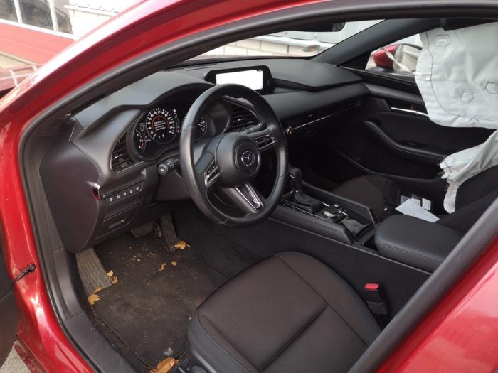 Mazda 3 Sport 2.0 SkyActiv-G 122 Mild Hybrid 16V Sloopvoertuig (2021, Rood)