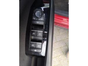 Mazda 3 Sport 2.0 SkyActiv-G 122 Mild Hybrid 16V Sloopvoertuig (2021, Rood)