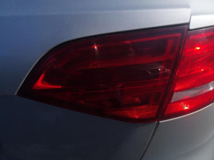 Audi A4 Avant 2.0 TDI 16V Sloopvoertuig (2011, Grijs)