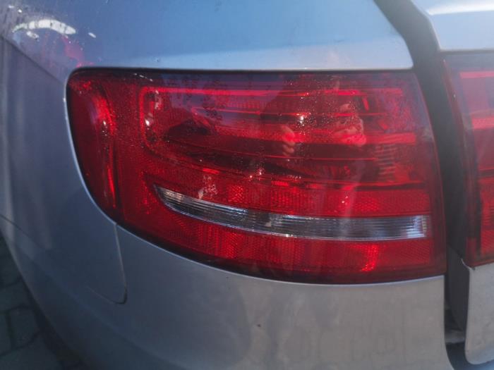 Audi A4 Avant 2.0 TDI 16V Sloopvoertuig (2011, Grijs)