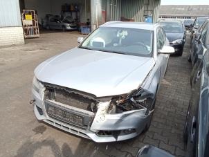Audi A4 Avant 2.0 TDI 16V Sloopvoertuig (2011, Grijs)