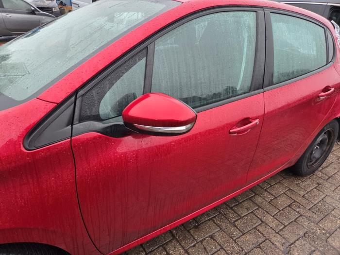 Peugeot 208 I 1.2 Vti 12V PureTech 82 Sloopvoertuig (2017, Rood)