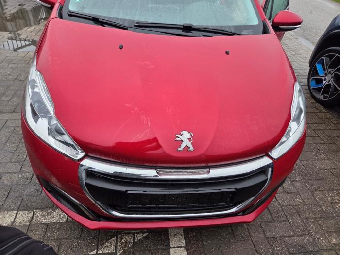 Peugeot 208 I 1.2 Vti 12V PureTech 82 Sloopvoertuig (2017, Rood)