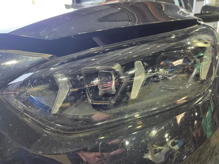 Kia Ceed Sportswagon 1.0i T-GDi 12V Sloopvoertuig (2023, Zwart)