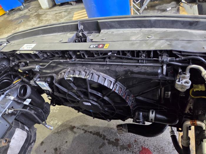 Kia Ceed Sportswagon 1.0i T-GDi 12V Sloopvoertuig (2023, Zwart)