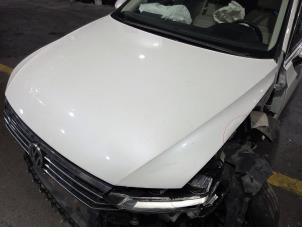 Volkswagen Passat 1.5 TSI 16V  (Sloop)