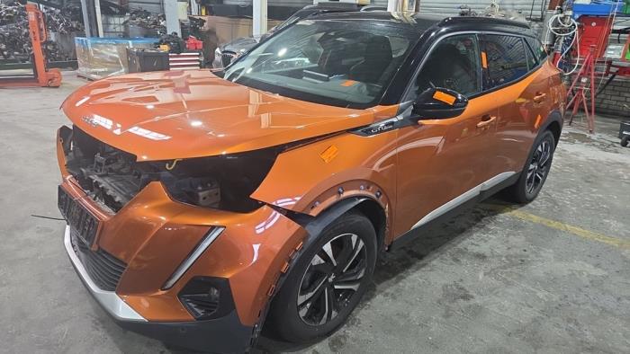 Peugeot 2008 1.2 VTi 12V PureTech 130 Sloopvoertuig (2020, Oranje)