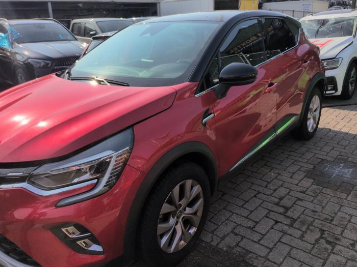 Renault Captur II 1.3 Mild Hybrid 140, TCe 140 16V Sloopvoertuig (2021, Rood)