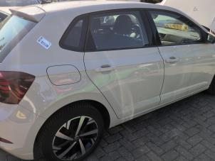 Volkswagen Polo VI 1.0 TSI 12V Sloopvoertuig (2022, Grijs)