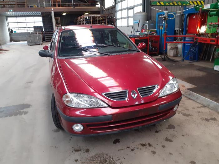 Renault Megane 1.6 16V Sloopvoertuig (2001, Rood)
