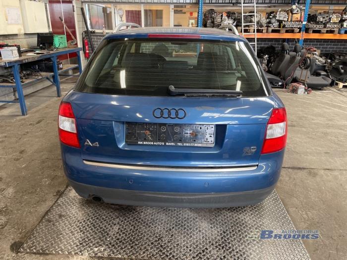 Audi A4 Avant 2.0 20V Sloopvoertuig (2002, Blauw)