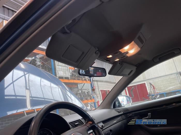 Audi A4 Avant 2.0 20V Sloopvoertuig (2002, Blauw)