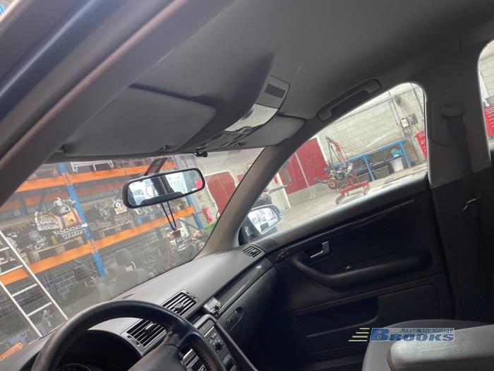 Audi A4 Avant 2.0 20V Sloopvoertuig (2002, Blauw)