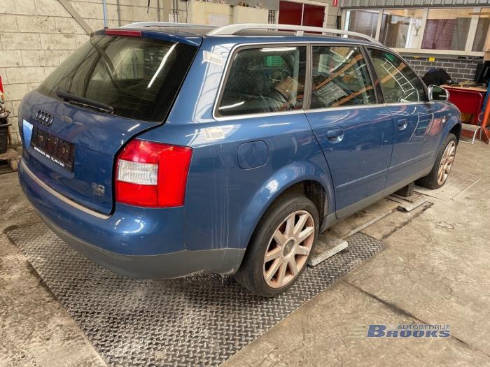 Audi A4 Avant 2.0 20V Sloopvoertuig (2002, Blauw)