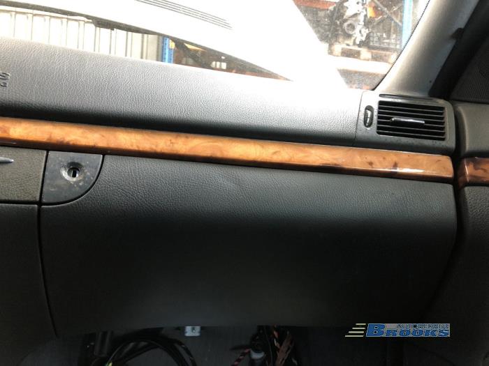 Mercedes E-Klasse Sloopvoertuig (2002, Grijs)