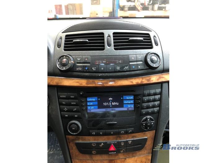 Mercedes E-Klasse Sloopvoertuig (2002, Grijs)